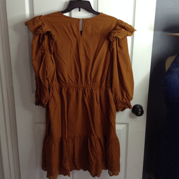 Universal Thread XXL Tiered Collton Swiss Puff, eyelet Lace, Girlhoodcore, Boho - Picture 2 of 4